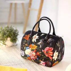 Kabelka Barrel Lilie a tulipány